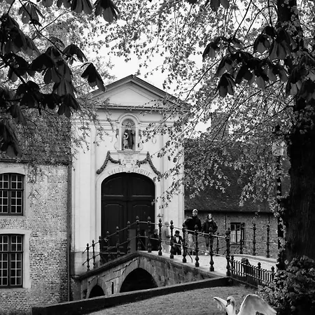 Bed & Breakfast In Lace Bruges